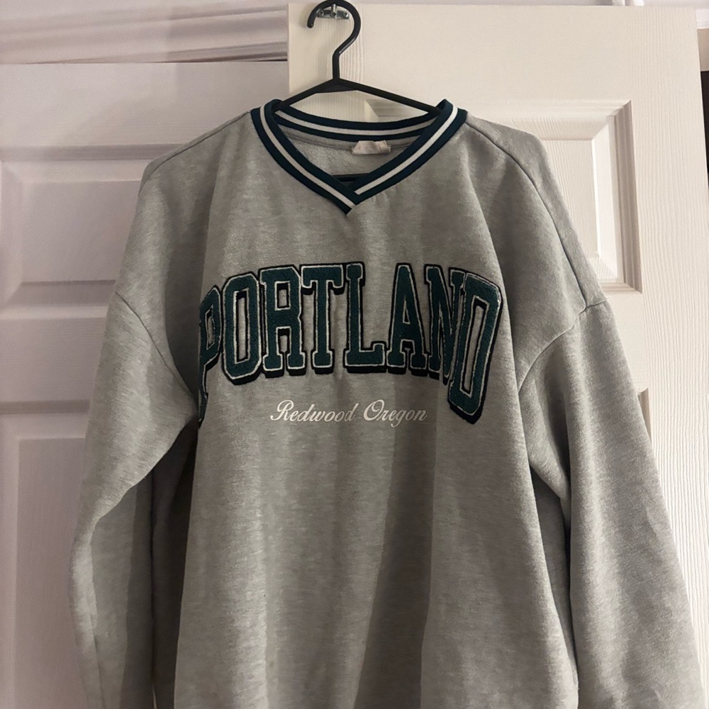 Ardene Gray V-Neck Portland Sweater
